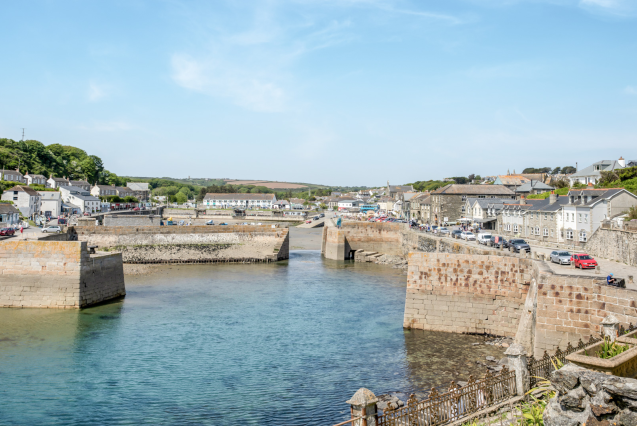 14 Bay View - Porthleven Harbour