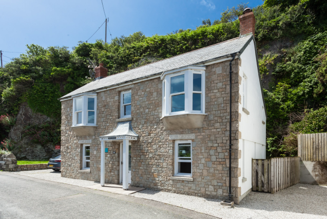 Harbour View House - Porthleven.jpg